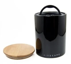 Boîte Conservatrice Céramique Noire Avec Vide D'air 500g - Airscape 5 Boîte Conservatrice Céramique Noire Avec Vide D'air 500g - Airscape -Café De Qualité airscapenoir3