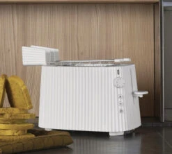 Set Petit Déjeuner Gamme Plissé Blanc ALESSI -Café De Qualité alessi grille pain lifestyle 2