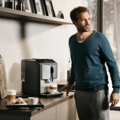 SIEMENS EQ300 - TF305E04 Inox Et Titane Métallisé - Garantie 3 Ans -Café De Qualité ambiance siemens new