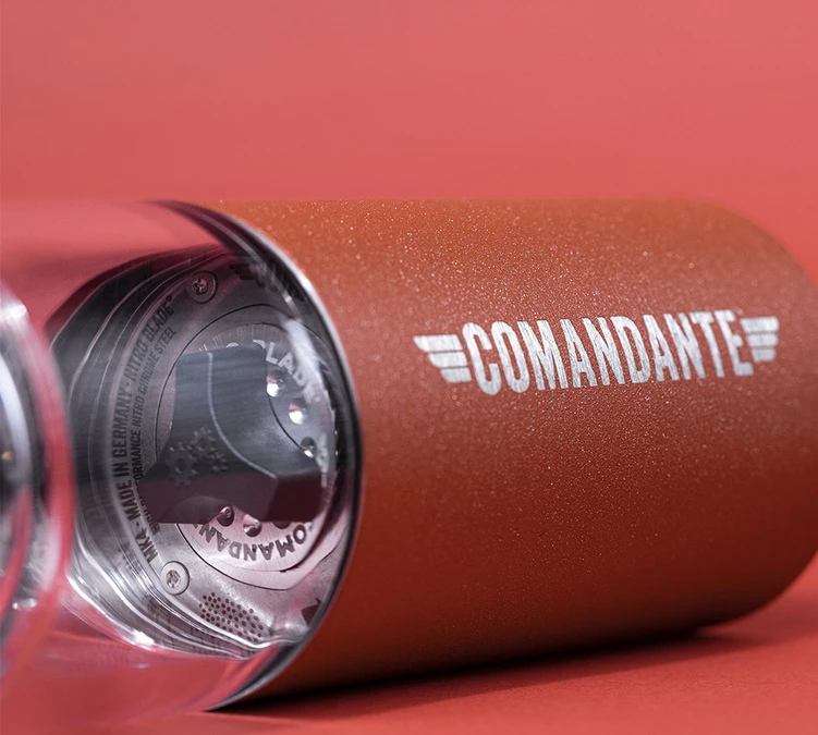 Moulin à Café COMANDANTE C40 MK4 Nitro Blade Sunset 2 Moulin à Café COMANDANTE C40 MK4 Nitro Blade Sunset – Image 2