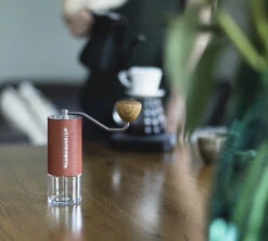 Moulin à Café COMANDANTE C40 MK4 Nitro Blade Sunset 9 Moulin à Café COMANDANTE C40 MK4 Nitro Blade Sunset -Café De Qualité comandante sunset 5