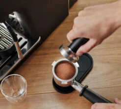 Machine Expresso DELONGHI EC9155.MB La Specialista Arte + Kit Barista -Café De Qualité delonghi laspecialista arte 6