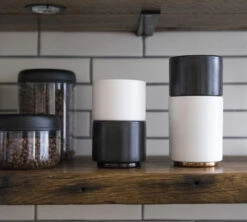 Tasse à Cappuccino - Monty Milk Art Blanc Mat 19 Cl - FELLOW -Café De Qualité lifestyle4 1