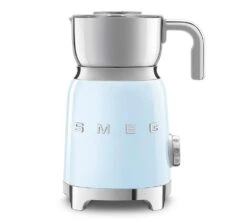 Chocolatière MFF01PBEU SMEG - Bleu Azur -Café De Qualité smeg chocolatiere bleup3 1
