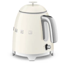 Mini Bouilloire SMEG - Crème - KLF05CREU 0,8 L + Offre Cadeau -Café De Qualité smeg minib creme 8