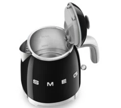 Mini Bouilloire KLF05BLEU 0,8 L - Noir + Offre Cadeau - SMEG -Café De Qualité smeg minib noir 6