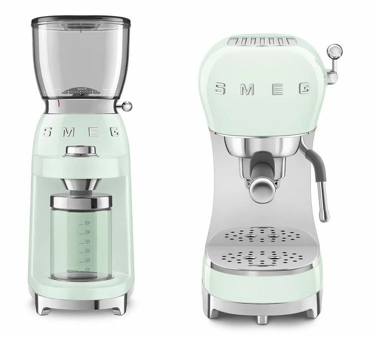 Set Petit-Déjeuner Machine Expresso ECF01PGEU Et Moulin à Café CGF01PGEU Vert D'eau - SMEG 1 Set Petit-Déjeuner Machine Expresso ECF01PGEU Et Moulin à Café CGF01PGEU Vert D'eau - SMEG