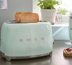 Set Petit Déjeuner (Toaster - Presse Agrumes - Bouilloire) Vert D'eau - SMEG -Café De Qualité smeg vdeau 1